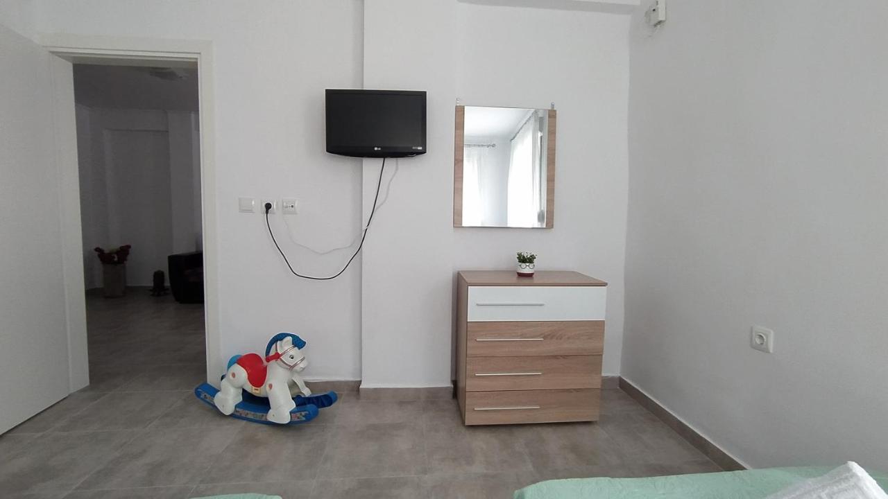 Appartement Cozy Ground Floor House à Agia Triada  Extérieur photo