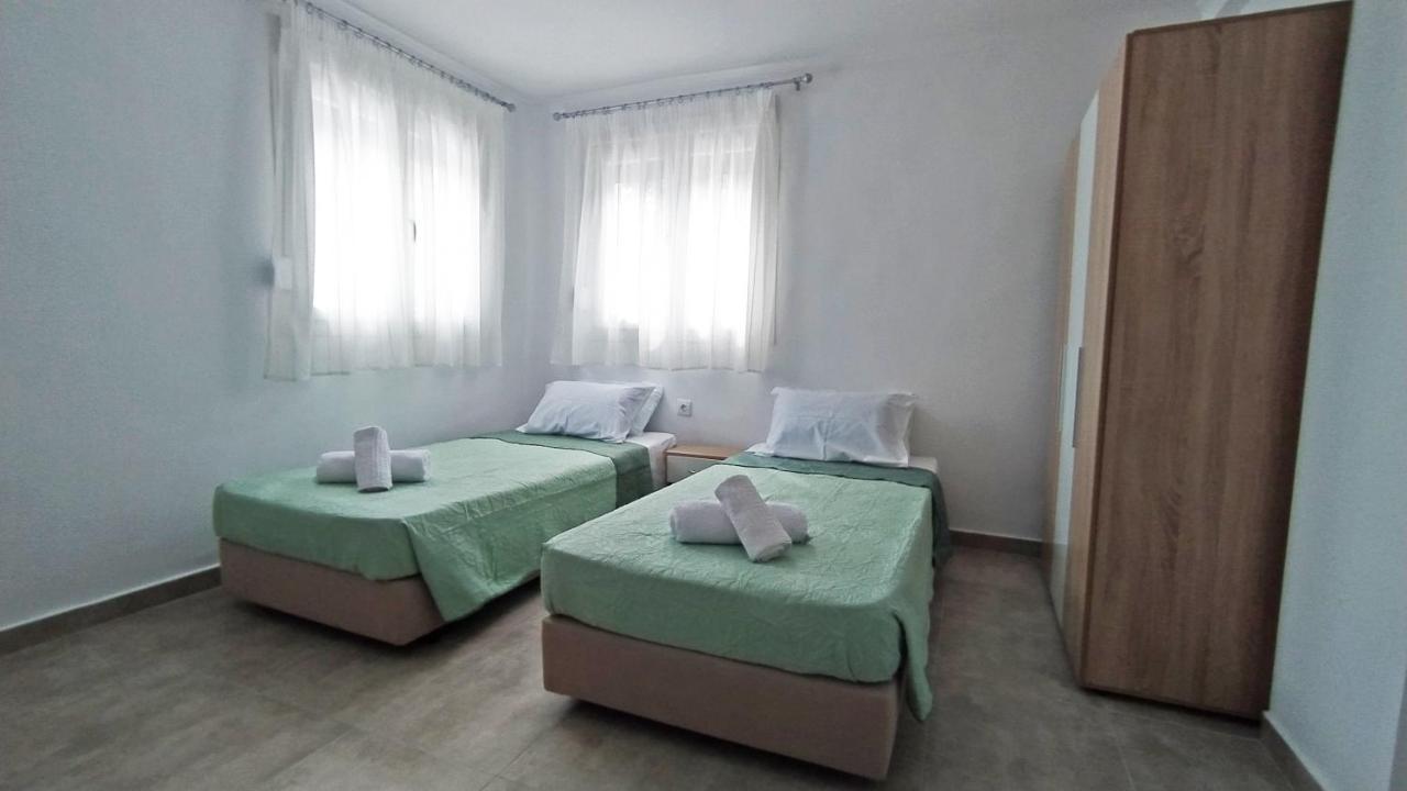 Appartement Cozy Ground Floor House à Agia Triada  Extérieur photo